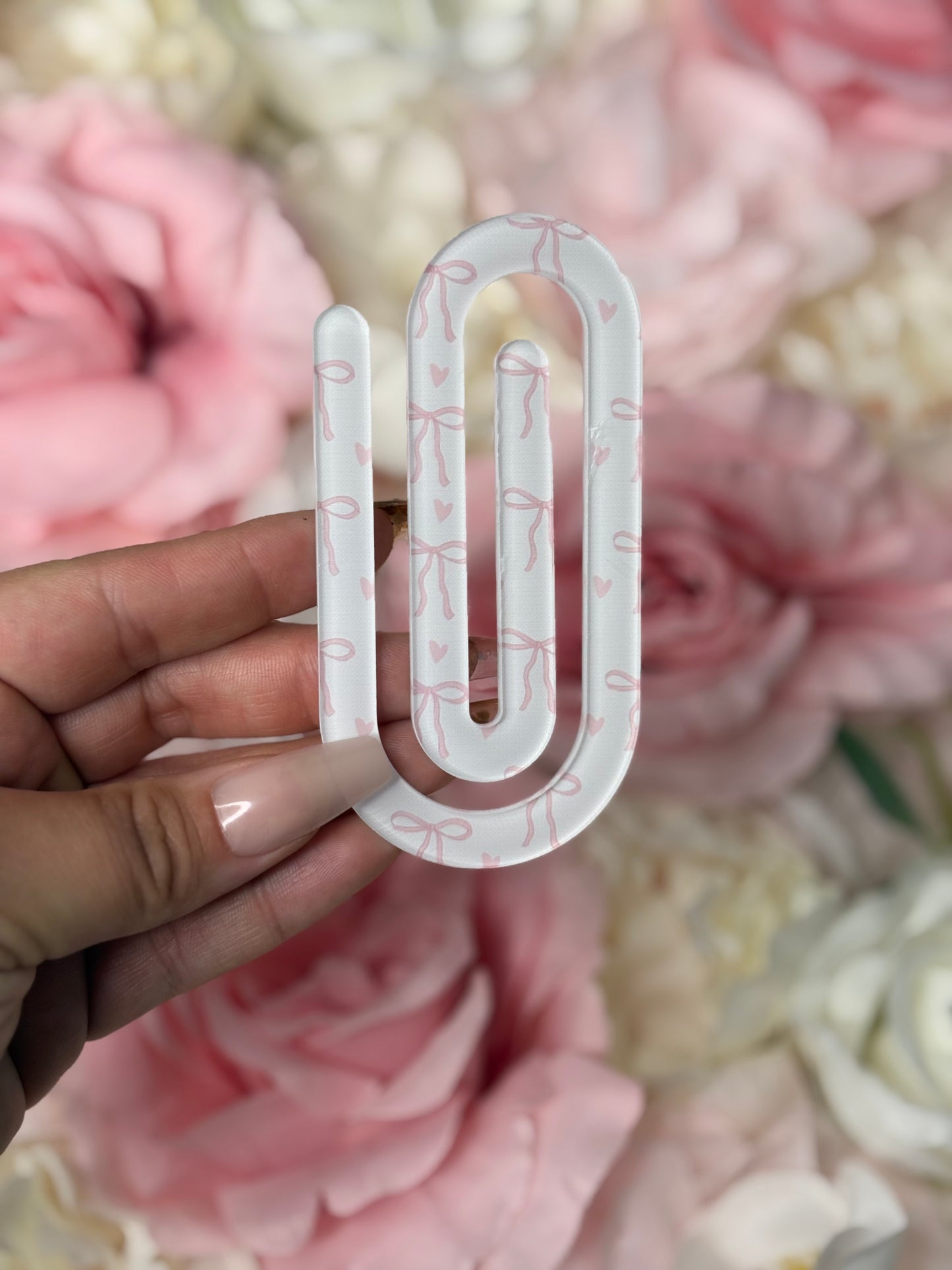 Jumbo Paper Clip | White With Pink Bows