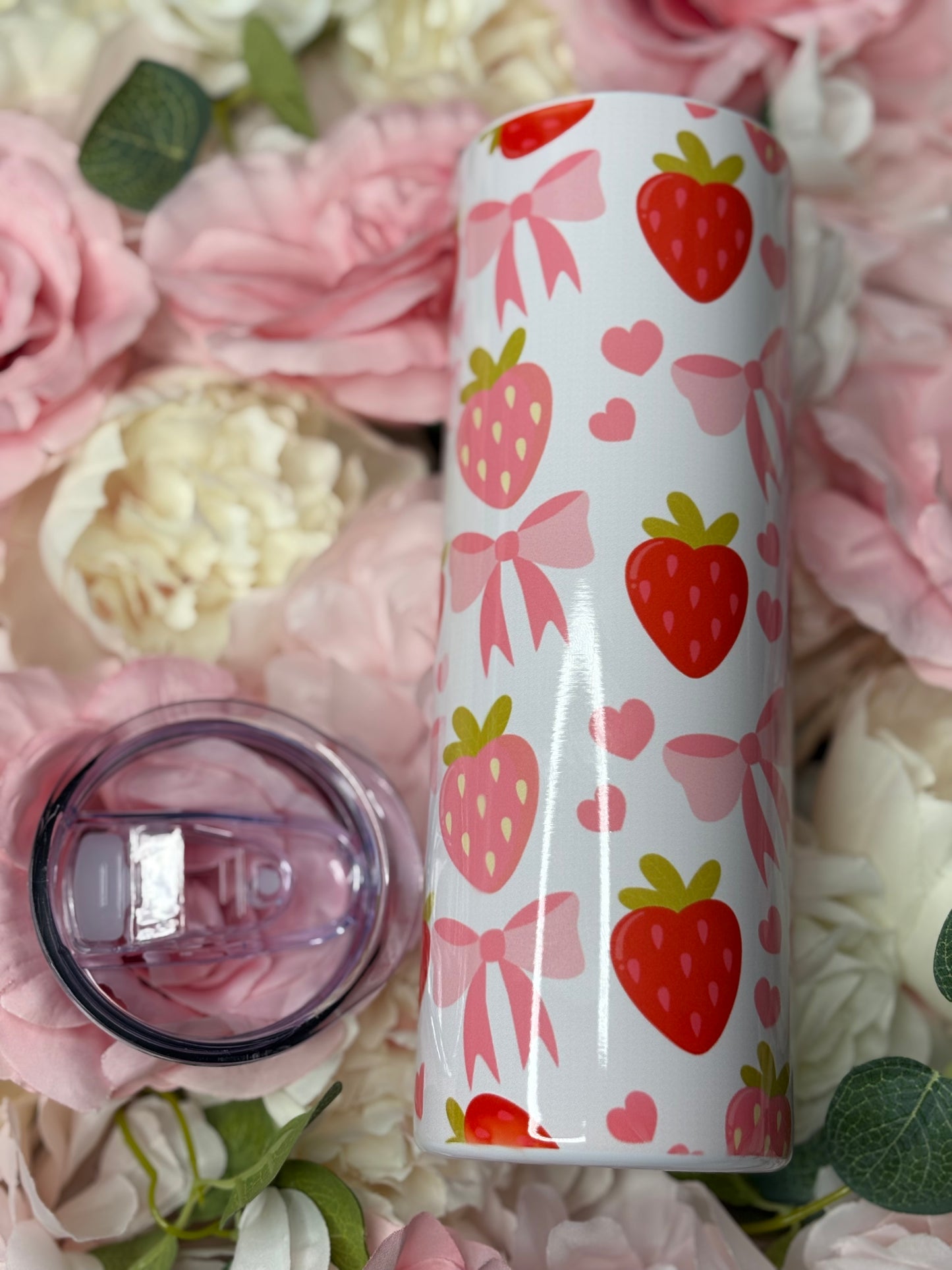 20 oz Skinny Tumbler | Pink and Red | Strawberry Design with Bows